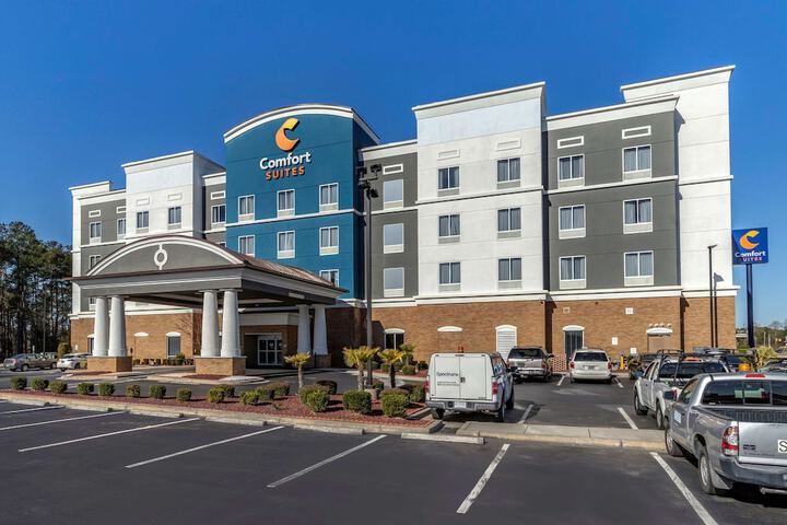 Hotel 4 of 28