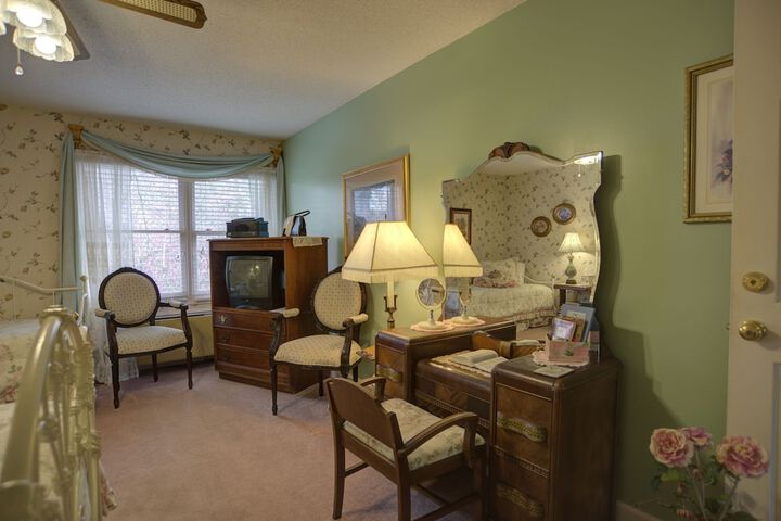Room 58 of 106