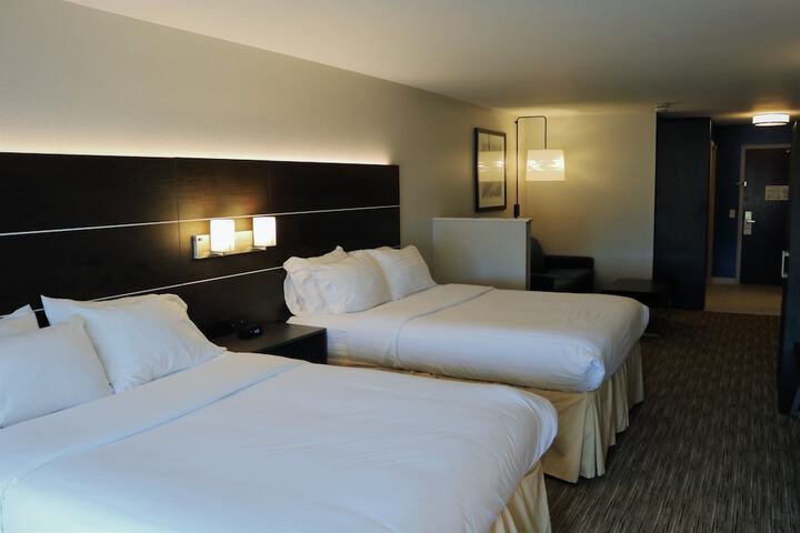 Room 21 of 45
