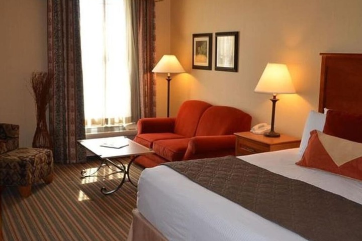 The Inn at Cross Keys Station
