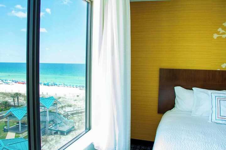 Wavecrest Lodge