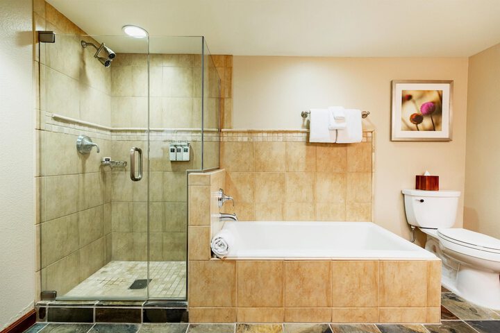 Everline Resort and Spa Lake Tahoe