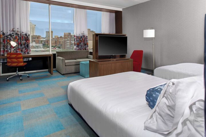 Room 22 of 40