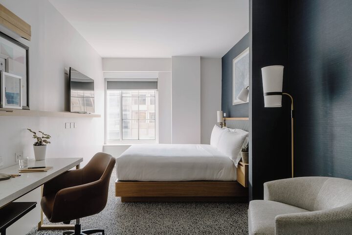 Room 22 of 51