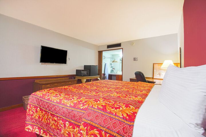 Room 40 of 65