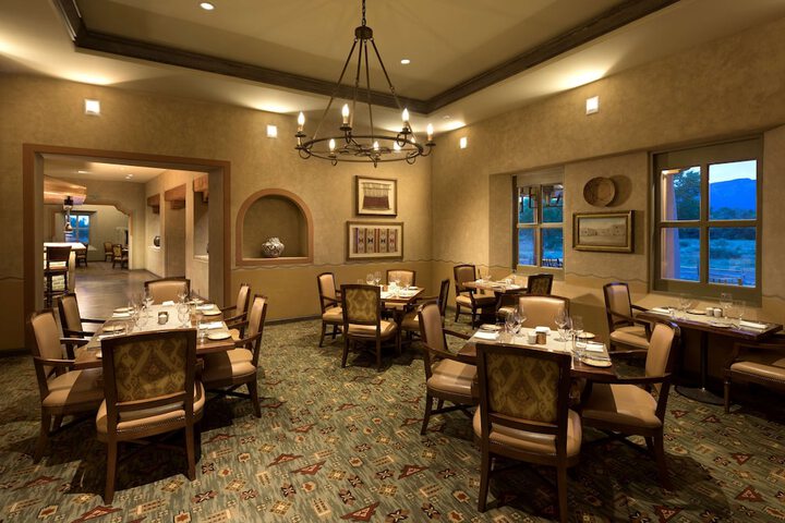 Dining 86 of 138