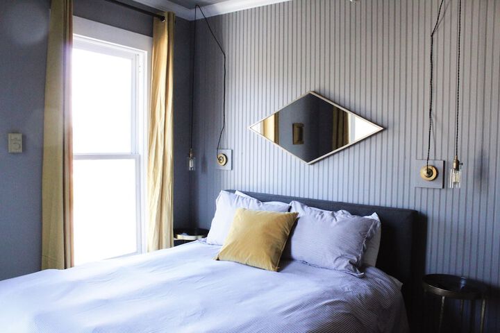 Room 16 of 115