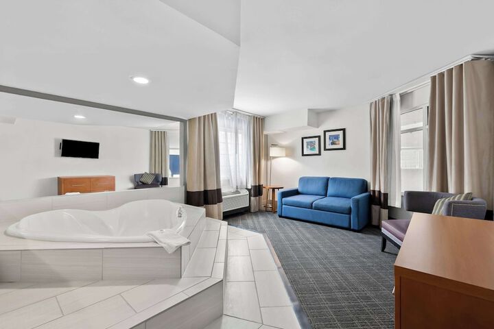 Room 20 of 48