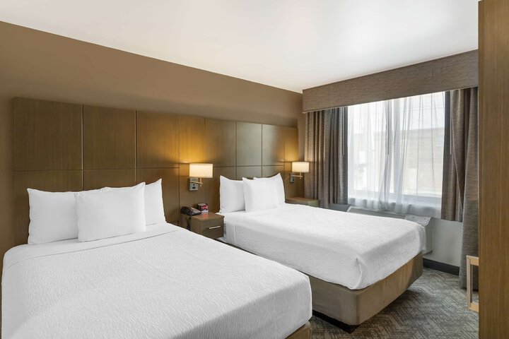 Room 21 of 36
