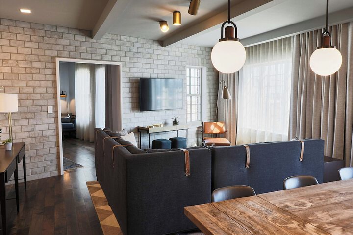 The Alida Savannah, a Tribute Portfolio Hotel