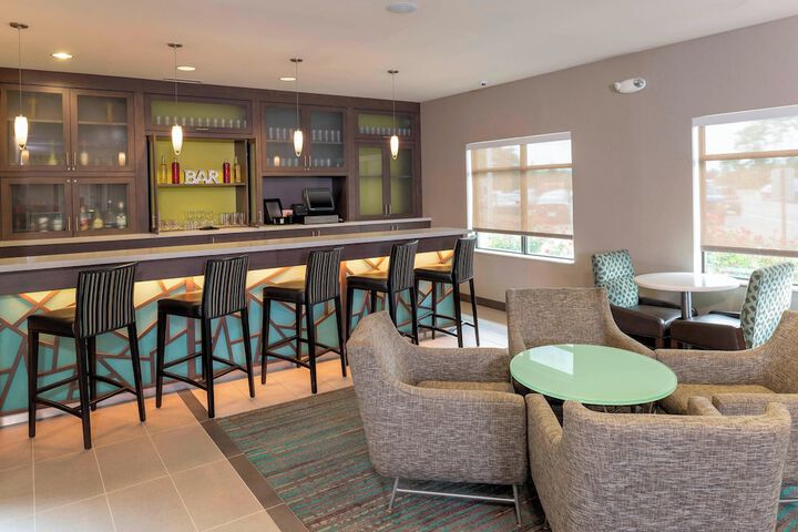 Residence Inn Akron South / Green