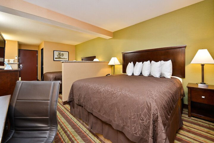 Room 15 of 26