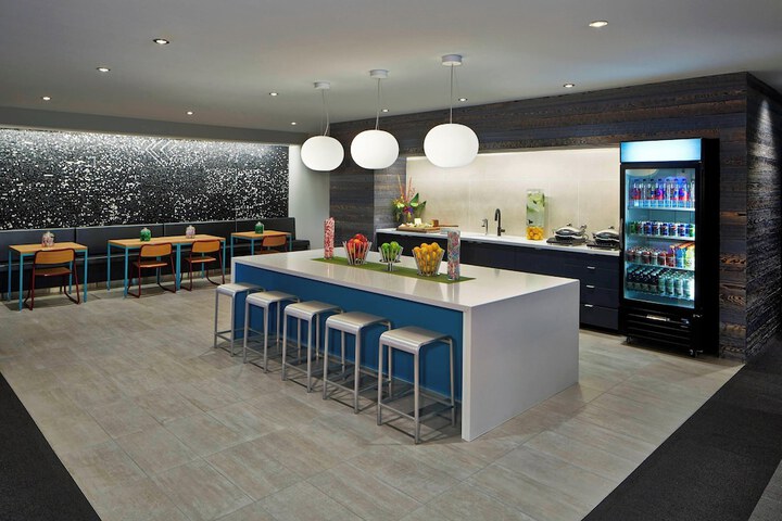 Aloft by Marriott Seattle Redmond