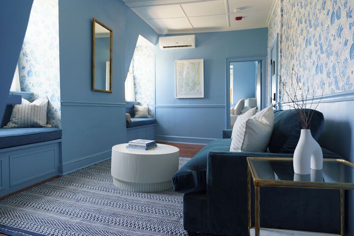 Room 33 of 39
