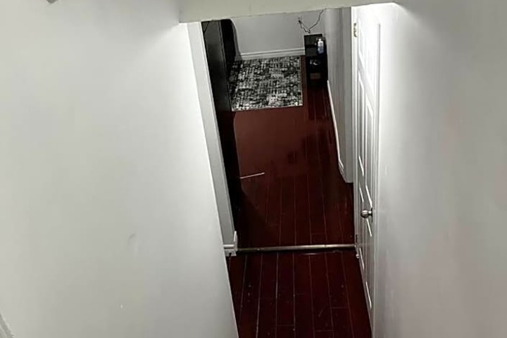 1 bedroom with private entrance