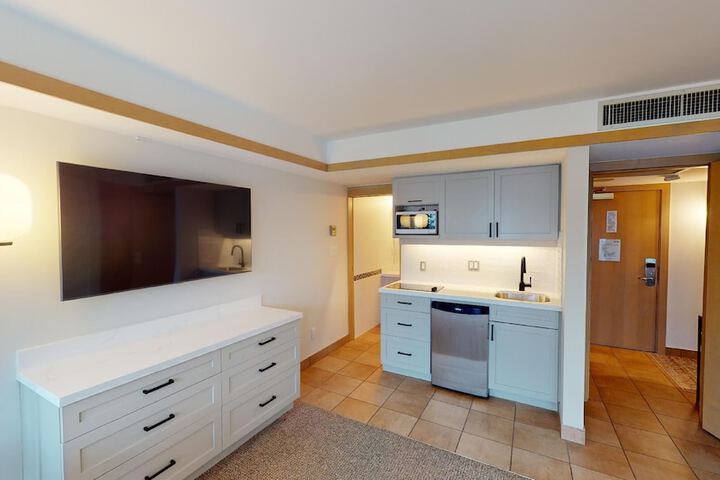 Room 89 of 330