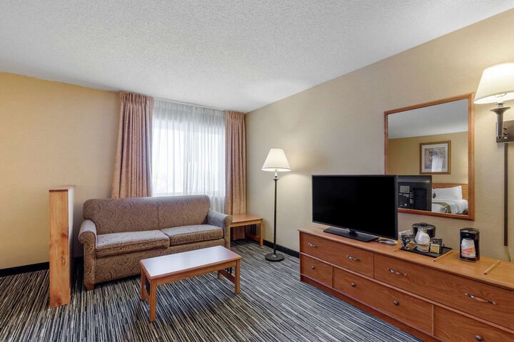 Room 16 of 25