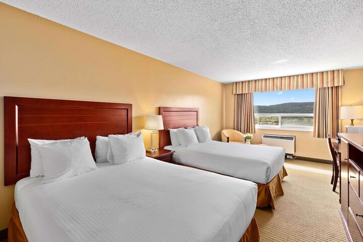 Room 9 of 22