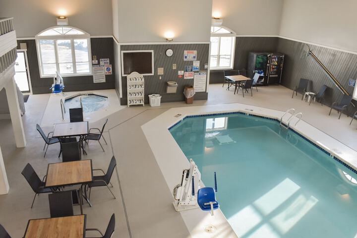 Pool 1 of 35