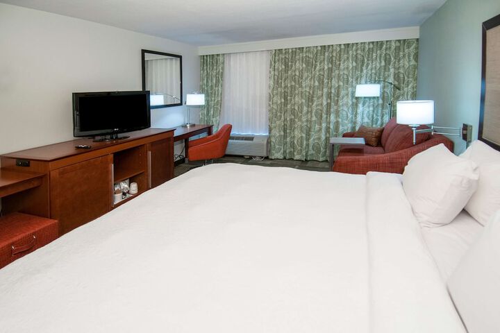 Room 10 of 21
