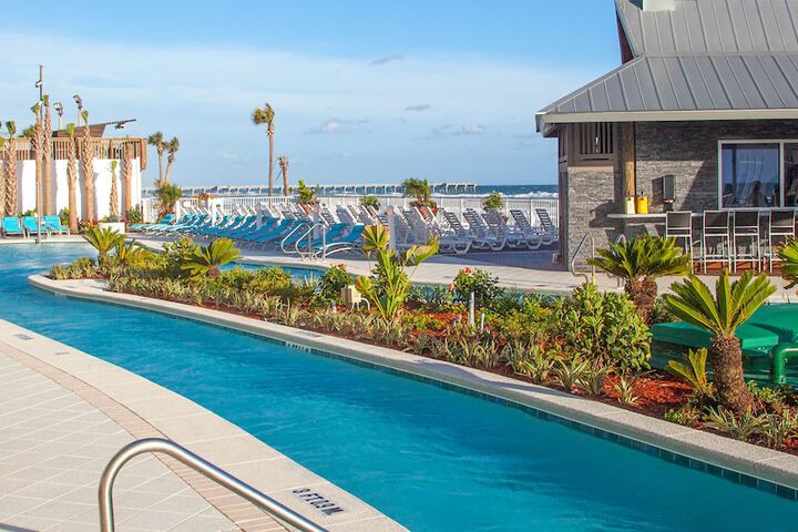 Holiday Inn Express & Suites Panama City Beach - Beachfront by IHG