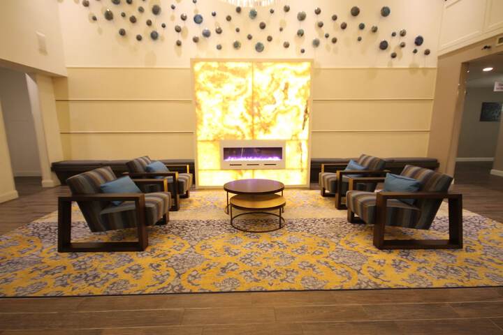 Holiday Inn Express Janesville - I-90 & US Hwy 14 by IHG