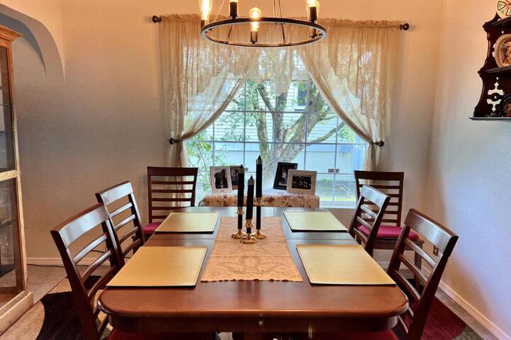 Leahs Homestay in Hoquiam