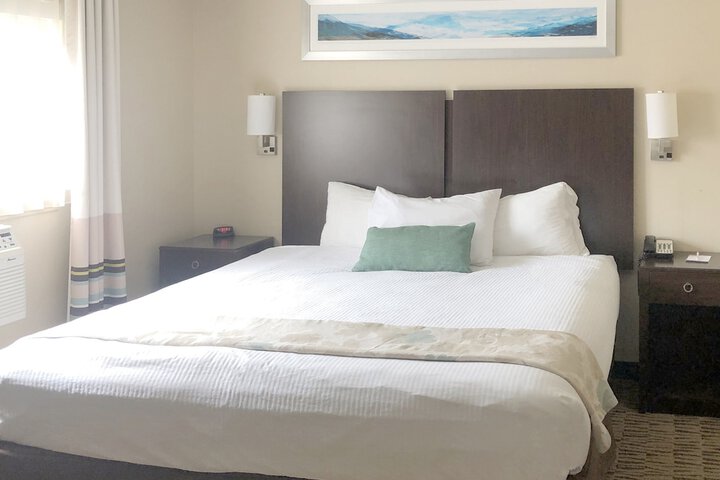 Room 16 of 37