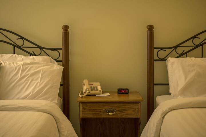 Room 25 of 32