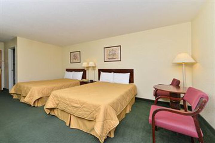 Americas Best Value Inn Warren