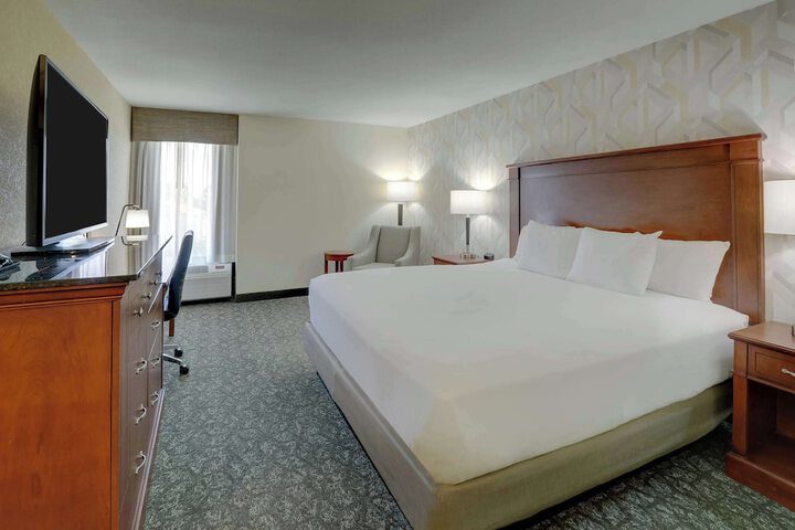 Room 42 of 67