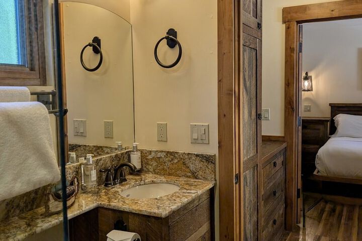 Cedar Glen Lodge