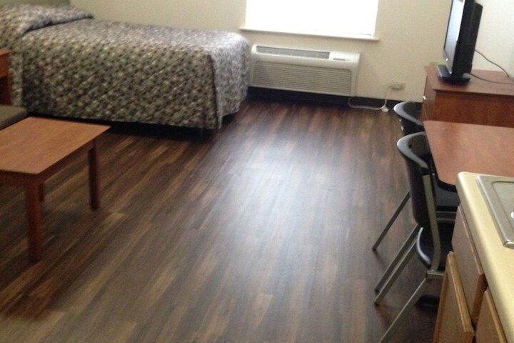Room 40 of 48