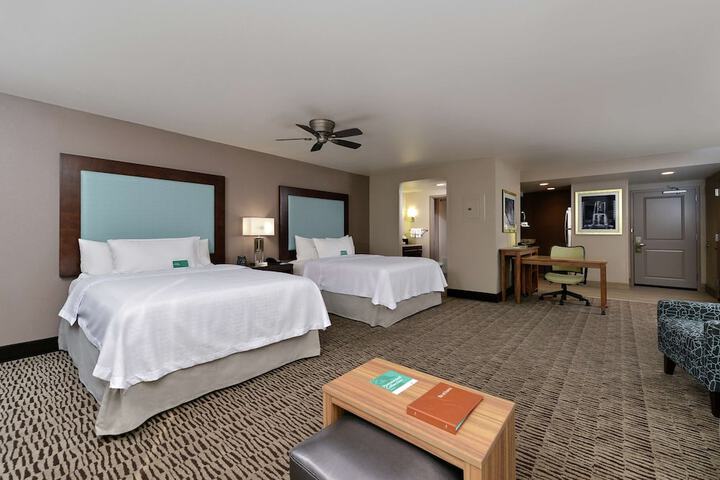 Room 21 of 61