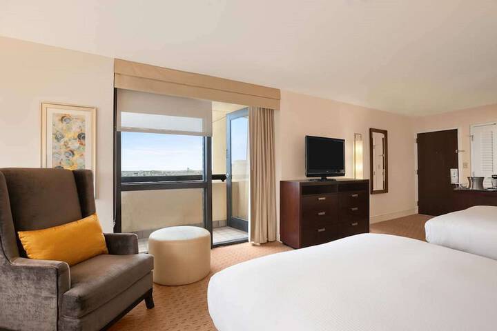 Room 32 of 88