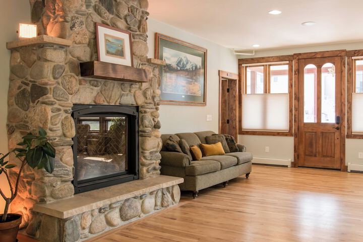 Clear Creek Inn