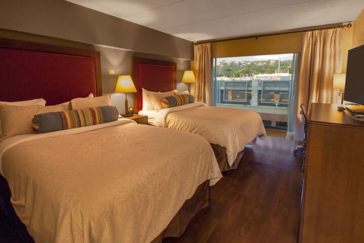 Hotel Ithaca