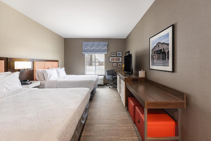 Hampton Inn & Suites Logan