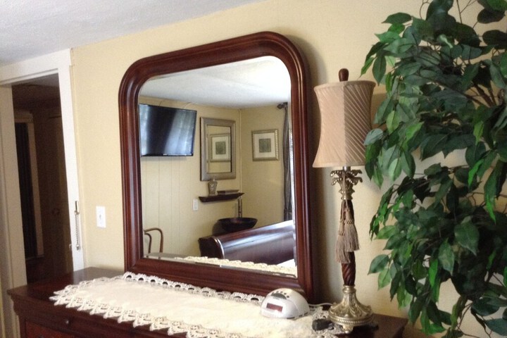 Island Guest House B & B