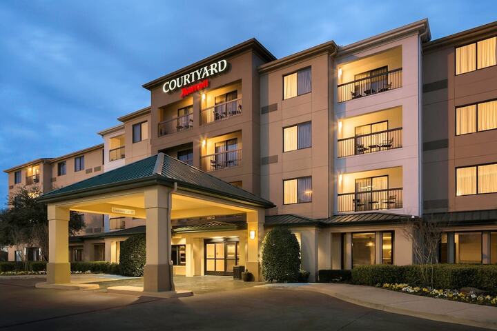 Hotel 2 of 28