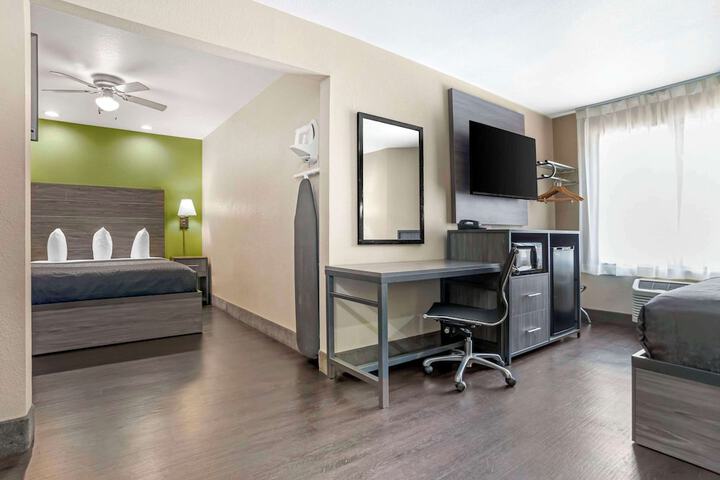 Room 14 of 29