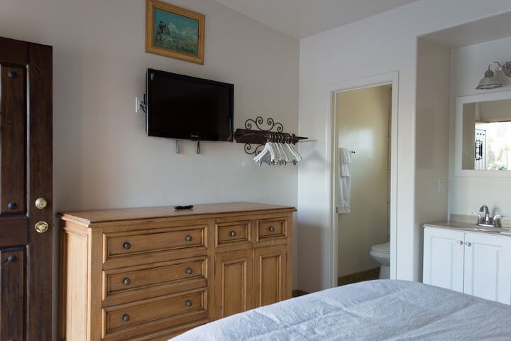 Room 44 of 101