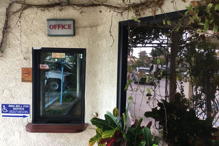 Bellflower Travel Inn