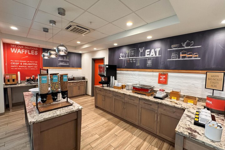 Hampton Inn & Suites Rocky Hill - Hartford South