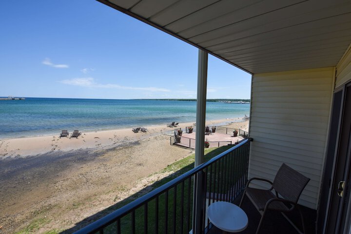 Best Western Plus Dockside Waterfront Inn