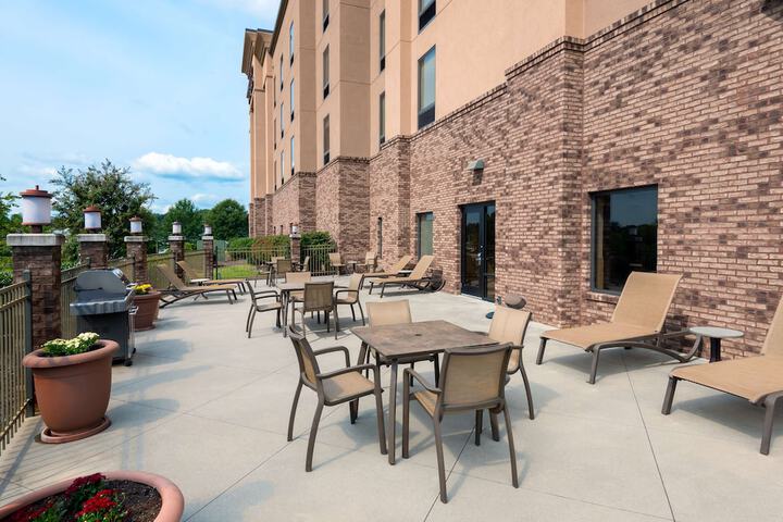 Terrace/Patio 32 of 33