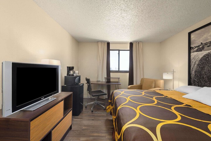 Room 15 of 44