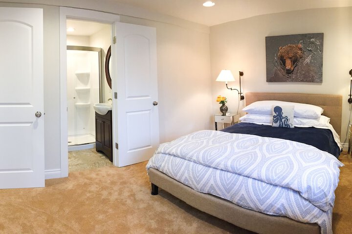 Room 13 of 23