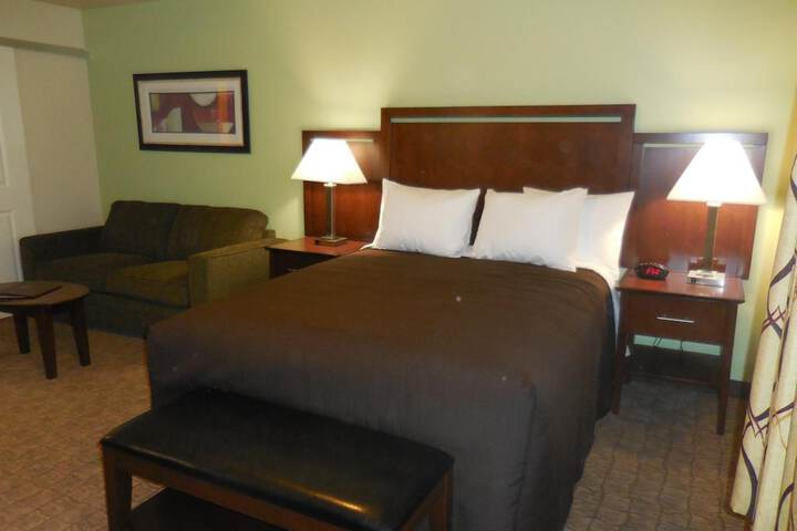 Room 21 of 35
