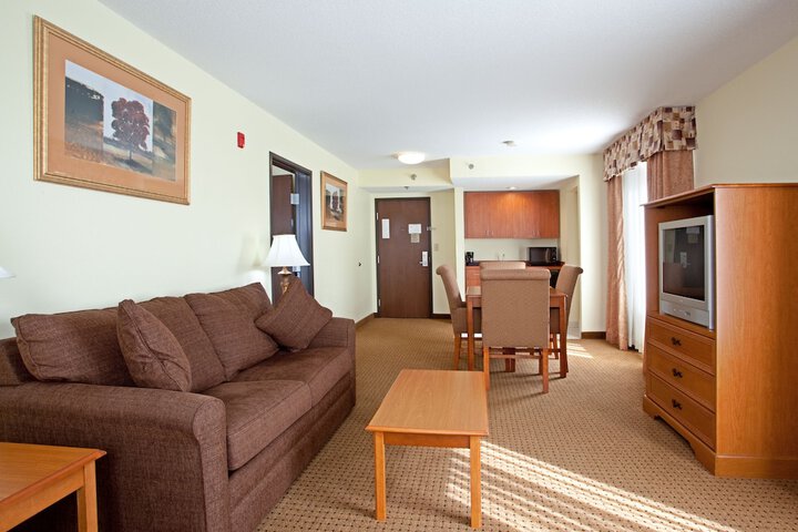 Room 17 of 44